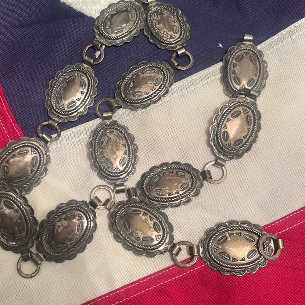 Vintage Concho Coin Link Belt - Gold Metal - Picture 6 of 8